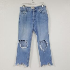 We The Free Sz 29 Distressed Crop Blue Denim Jeans